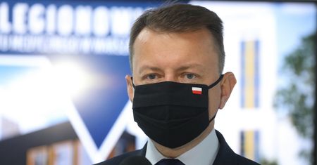 MON krytykowany za zakup tureckich dronów. Mariusz Błaszczak odpiera zarzuty