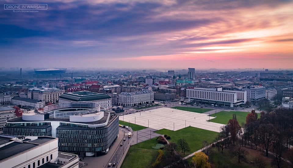 Warszawa z lotu ptaka wygląda przepięknie. Poznajcie wizję Drone in Warsaw 22