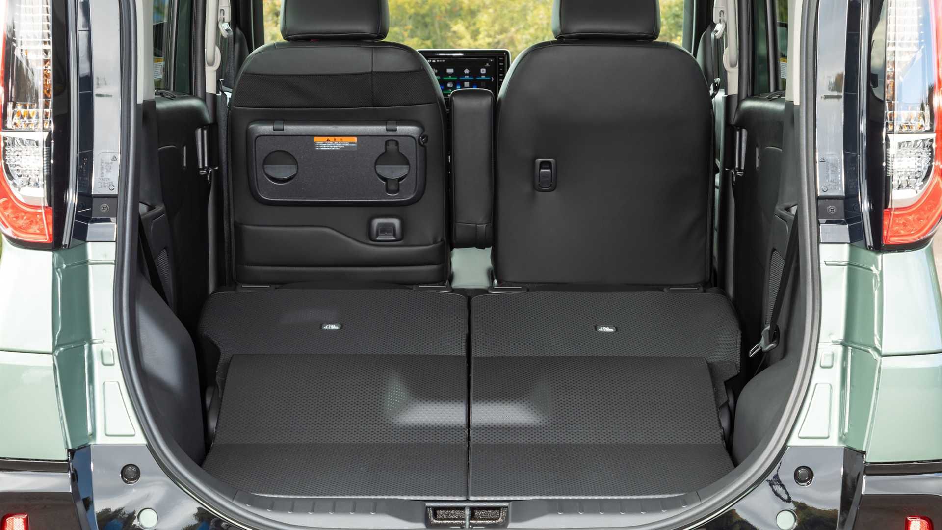Mitsubishi Delica Mini