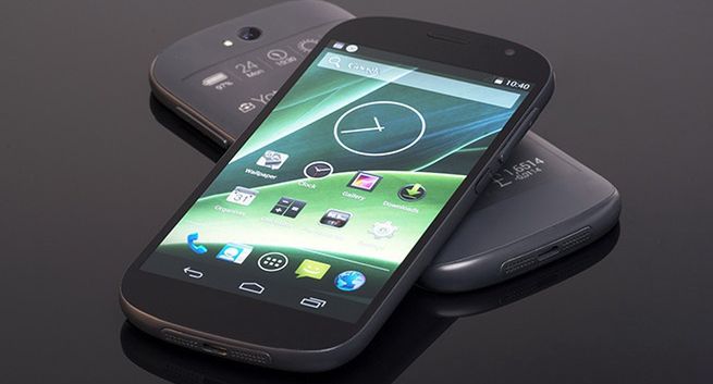 MWC 2014: nowy smartfon YotaPhone z dwoma ekranami