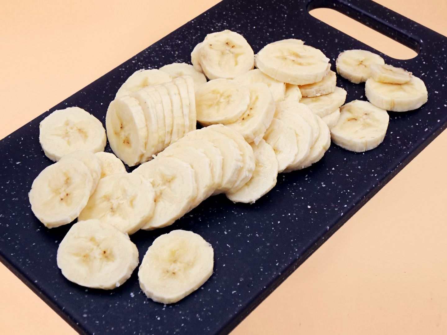 Jogurt naturalny z bananem i kakao przepis