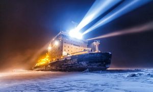 Lodołamacze to nowe lotniskowce. Mocarstwa budują arktyczne floty