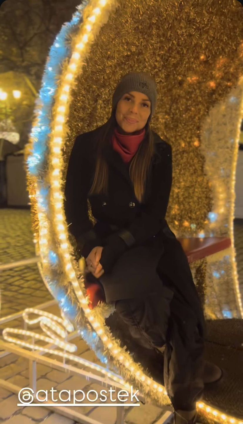 Uczucie Mini Majka i Ady Postak kwitnie