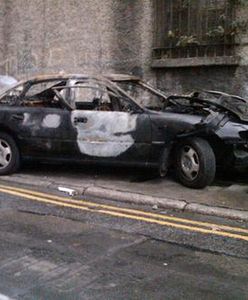 Brutalny atak na samochód TVP w Dublinie!