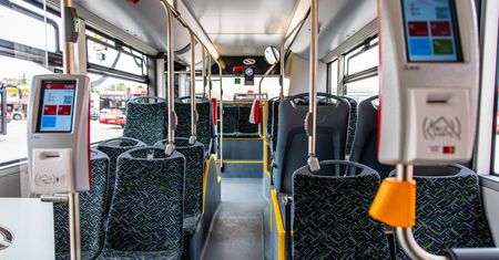Opisała, co spotkało nastolatkę w autobusie. "Jaki przykład dajemy?"