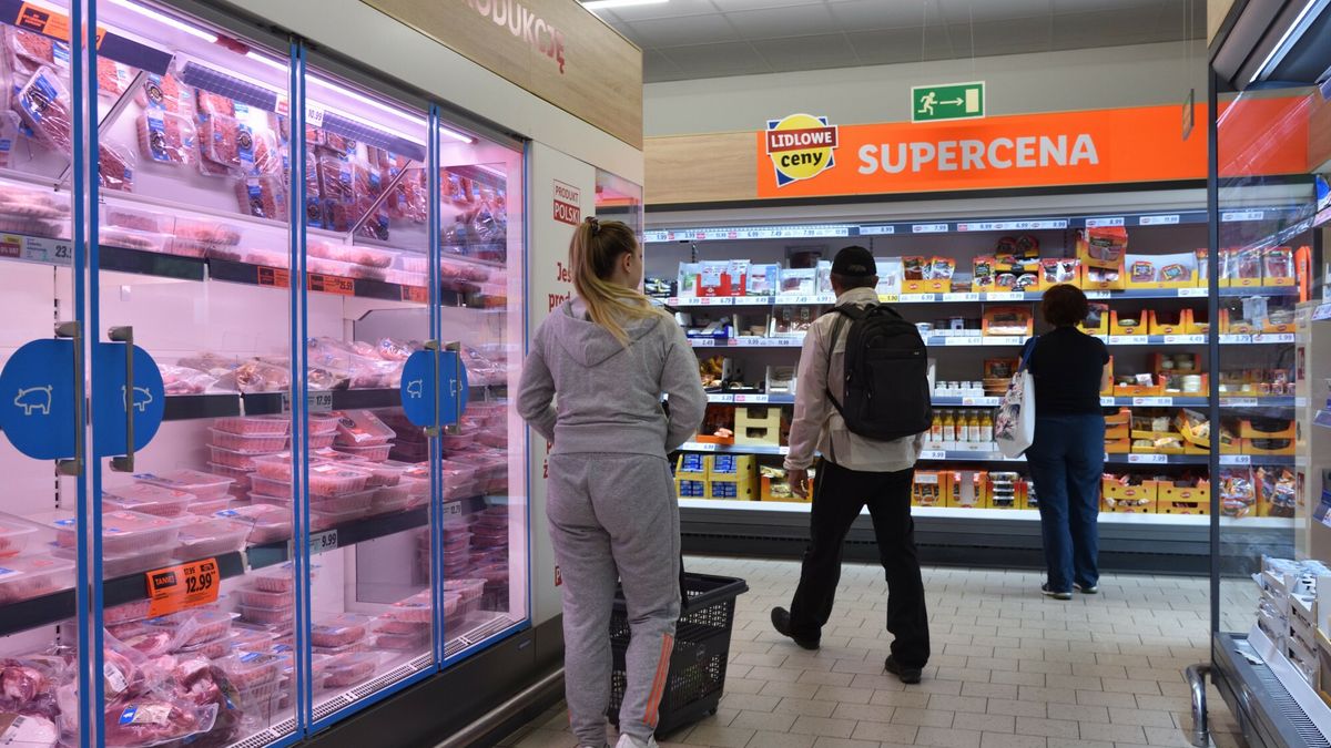 Nowe dane GUS o sprzedaży detalicznej są lepsze niż oczekiwanoFot. Bartlomiej Magierowski/EastNews