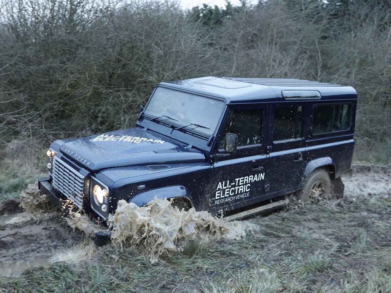 Land Rover Electric Defender Research Vehicle (2013)