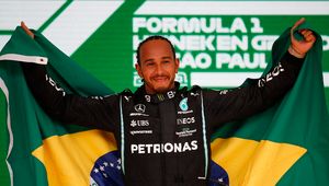 Lewis Hamilton z brazylijskim obywatelstwem. "Brak mi słów"