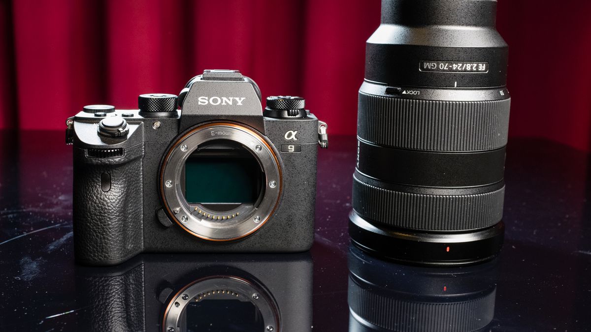 Sony A9 - pierwsze wrażenia po premierze. Czy bezlusterkowiec dorówna profesjonalnym lustrzankom? 1