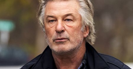 Baldwin publikuje 7 screenów. "Przeczytajcie to". Dotyczą śmierci na planie
