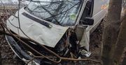 Volkswagen w rowie, zakrwawiony mężczyzna uciekał pieszo. Twierdzi, że to nie on kierował