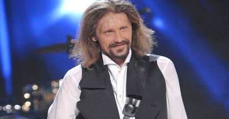 "X Factor": Loska nie mógł opędzić się od nastolatek!