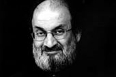 Salman Rushdie walczy z przemocą wobec kobiet