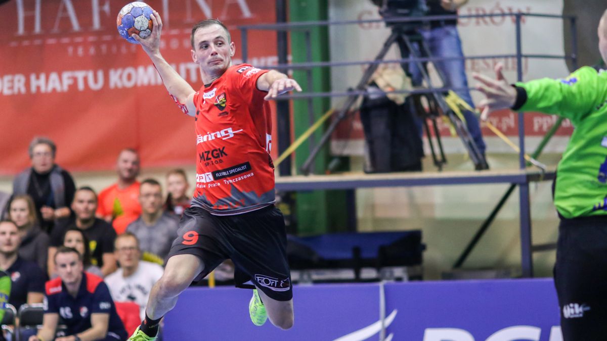Materiały prasowe / KRZYSZTOF BETNEROWICZ / PIOTRKOWIANIN / PGNIG SUPERLIGA