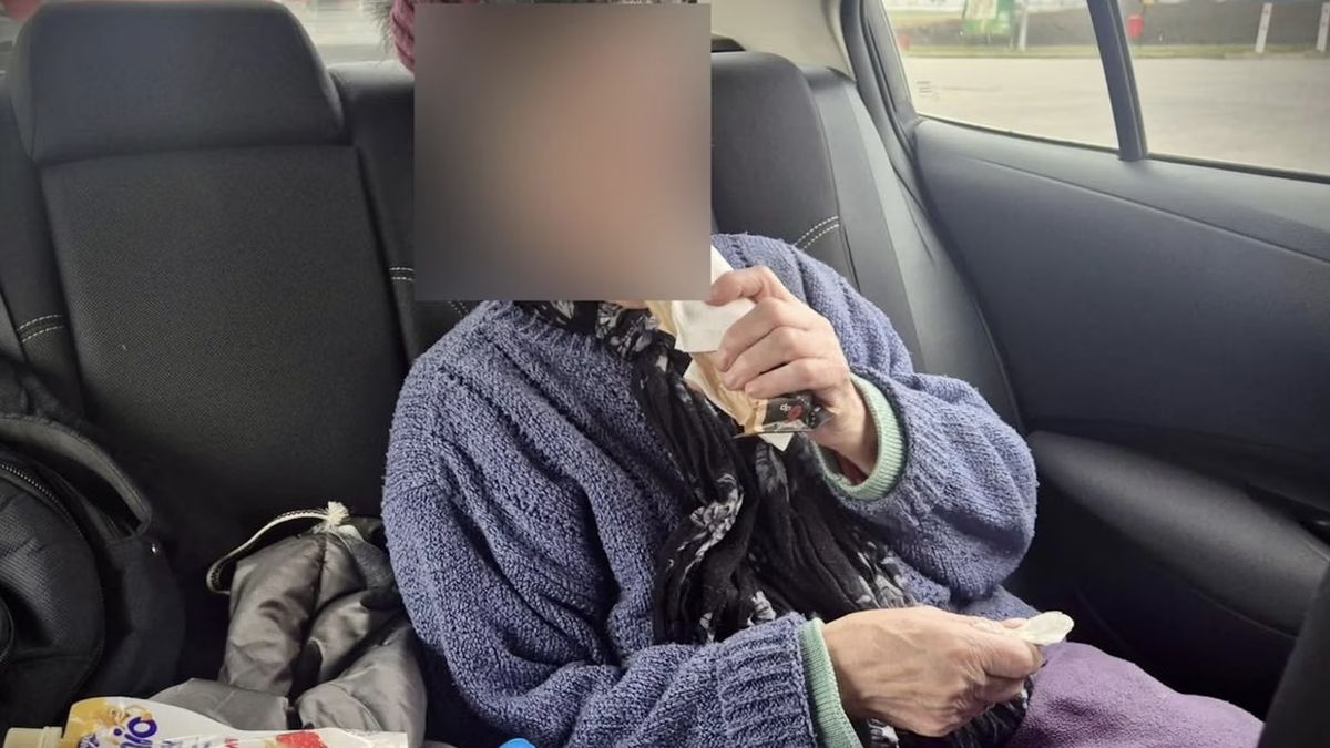 Policjanci zadbali o zagubioną senorkę