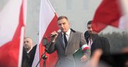 "Obiad z Robertem Bąkiewiczem". Allegro usunęło licytację