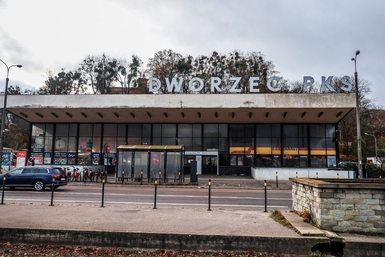 Gdańsk: Inwestor wycofał wniosek o rozbiórkę dworca PKS