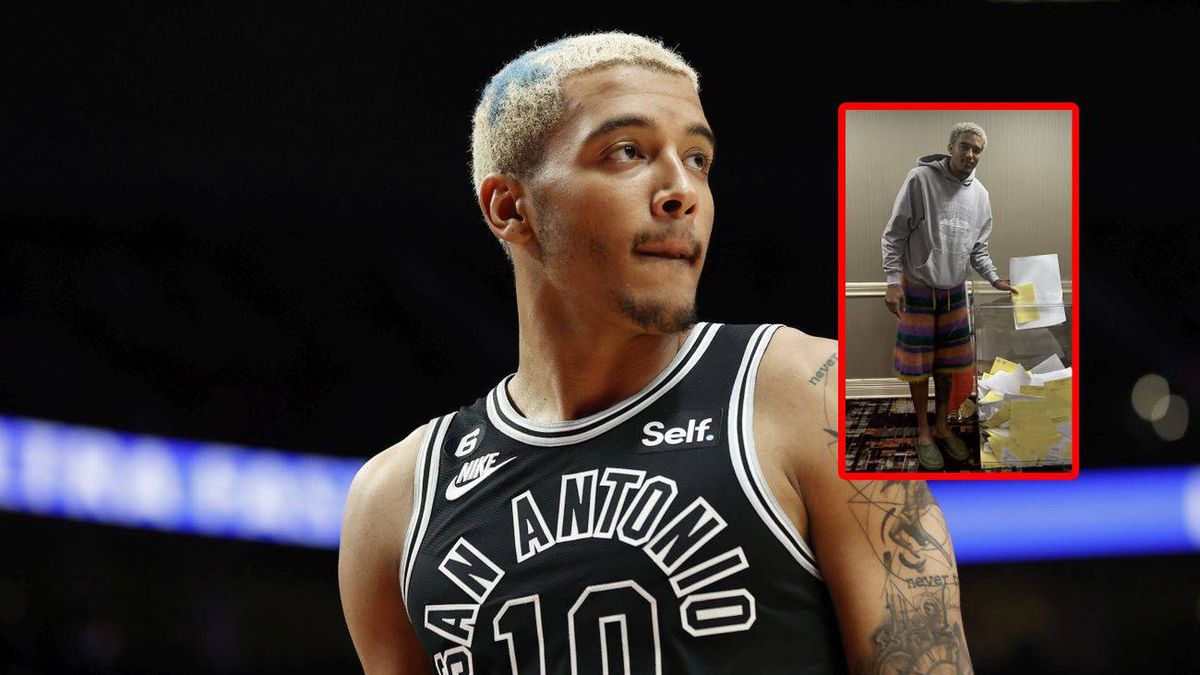 Jeremy Sochan i jego strój w lokalu wyborczym