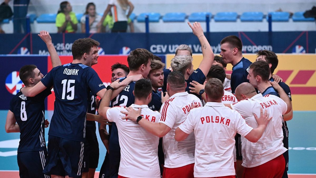 Zdjęcie okładkowe artykułu: Materiały prasowe / CEV / Na zdjęciu: reprezentacja Polski U-20