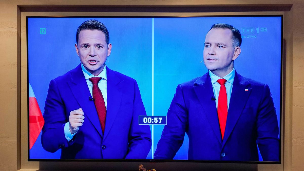Trzaskowski z minimalną przewagą. Sondaż po debacie