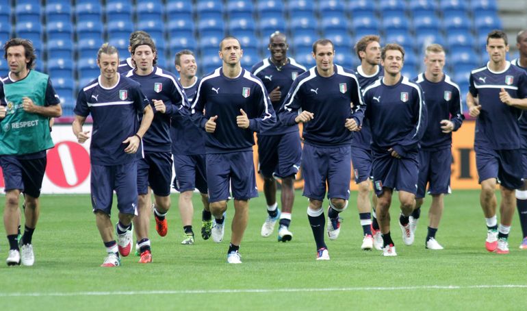 Federico Balzaretti (drugi z lewej) podczas treningu Squadra Azzurra