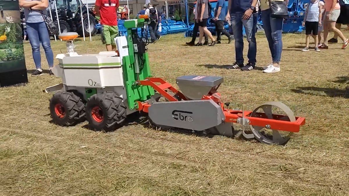 Autonomiczny pojazd rolniczy Naio