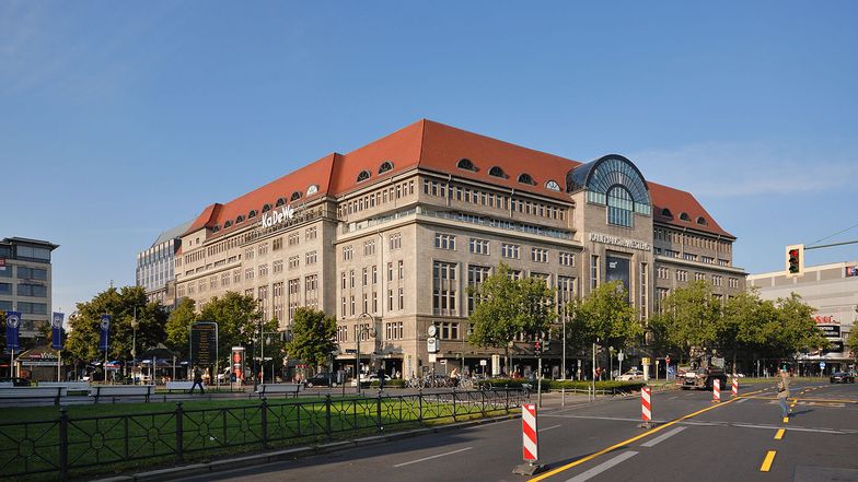 Napad na najbardziej znany berliński dom towarowy KaDeWe.