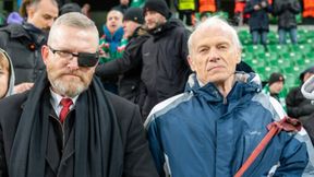 Znany morderca na trybunie rodzinnej Legii. A obok niego polski polityk