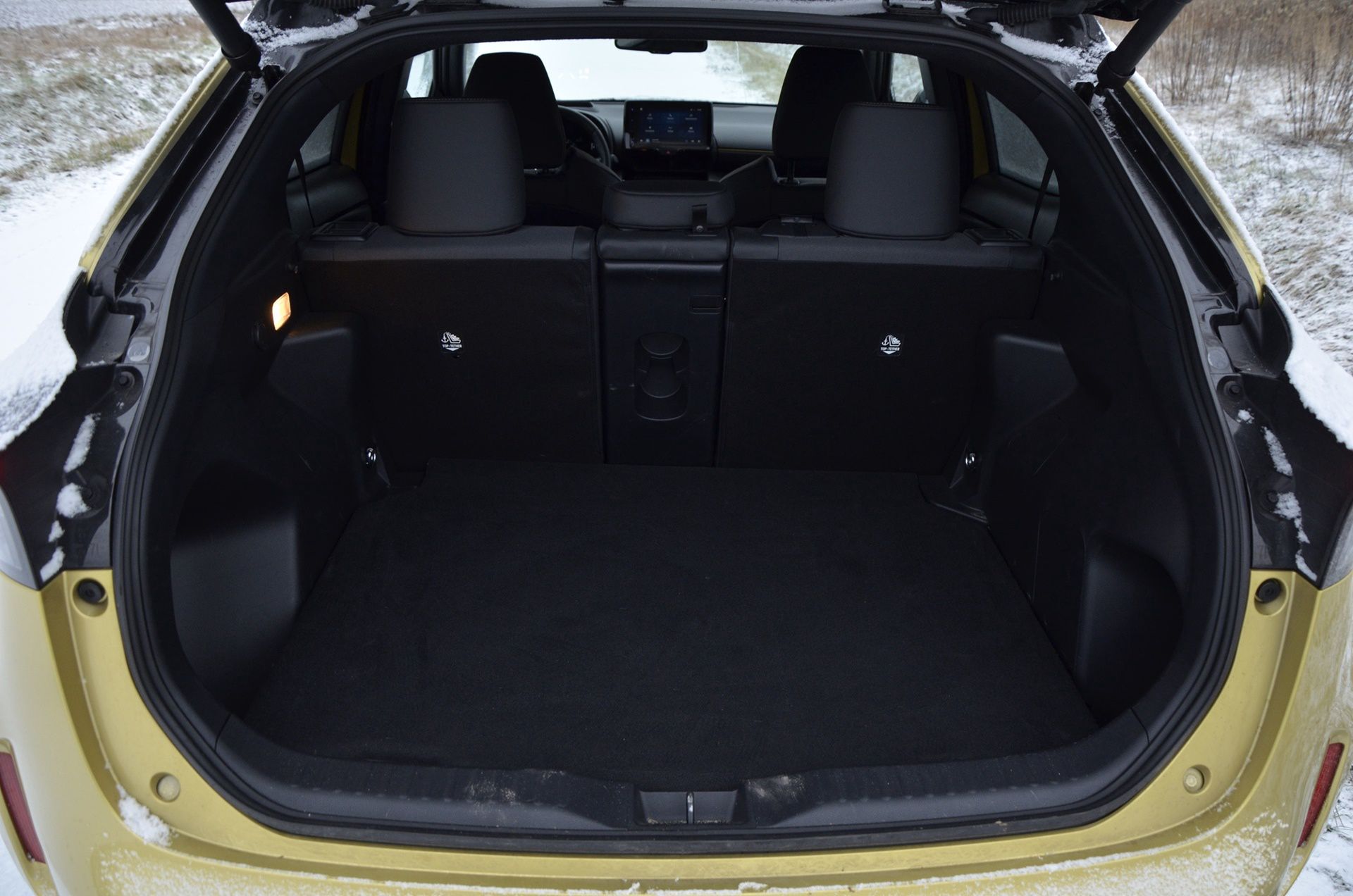 Suzuki Ignis i Toyota Yaris Cross