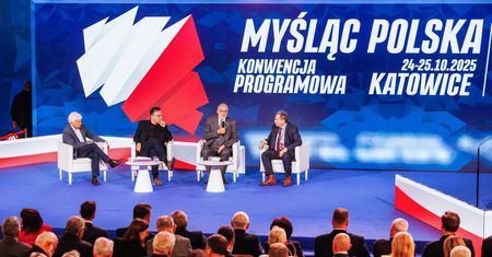 "Patriotyczna domówka". Na jednej imprezie politycy PiS i ludzie służb