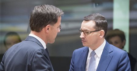 Szczyt UE. Impas. Nie udało się przełamać oporu krajów "oszczędnych"