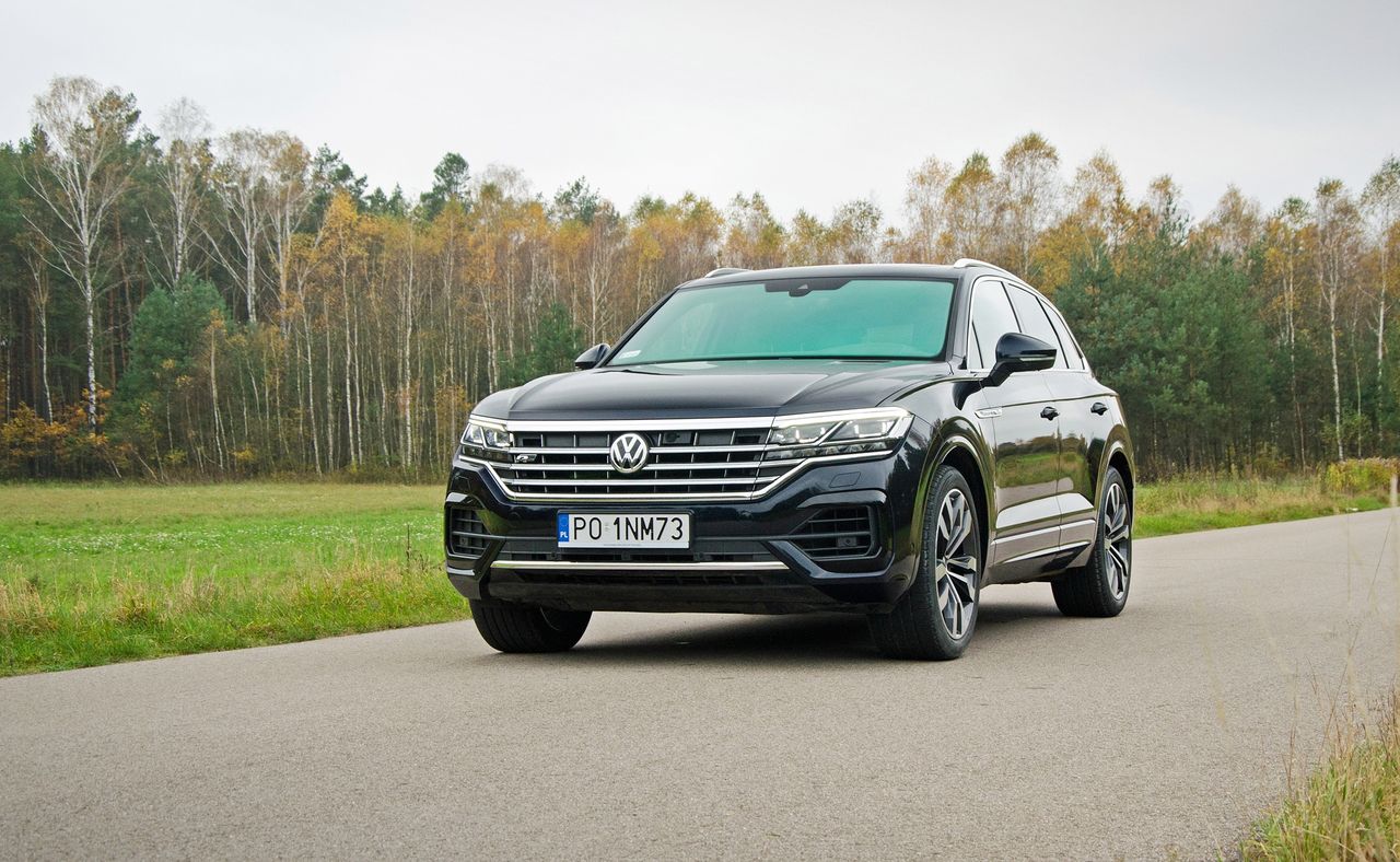 Test: Volkswagen Touareg 3.0 TDI pokazuje hybrydom, gdzie ich miejsce