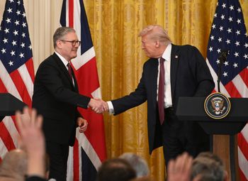 Co z udziałem USA w konflikcie Izrael-Iran? Starmer przekonuje: "Siedziałem obok"