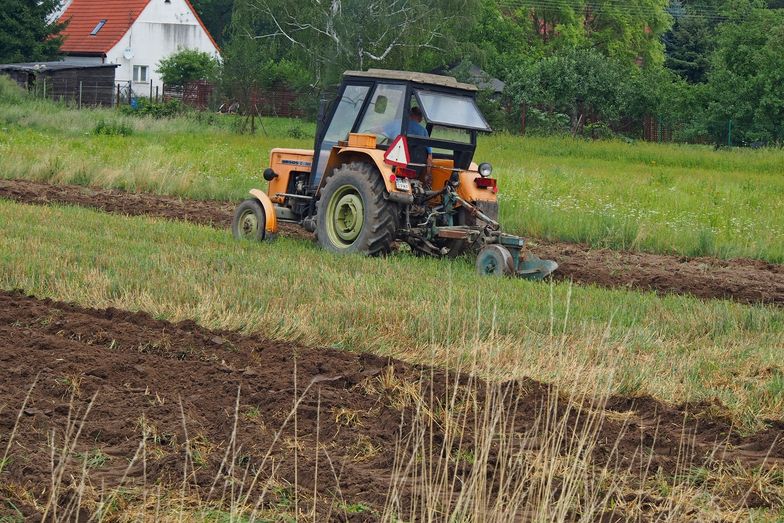 KE może wszcząć procedurę wobec Polski za ustawę o ziemi