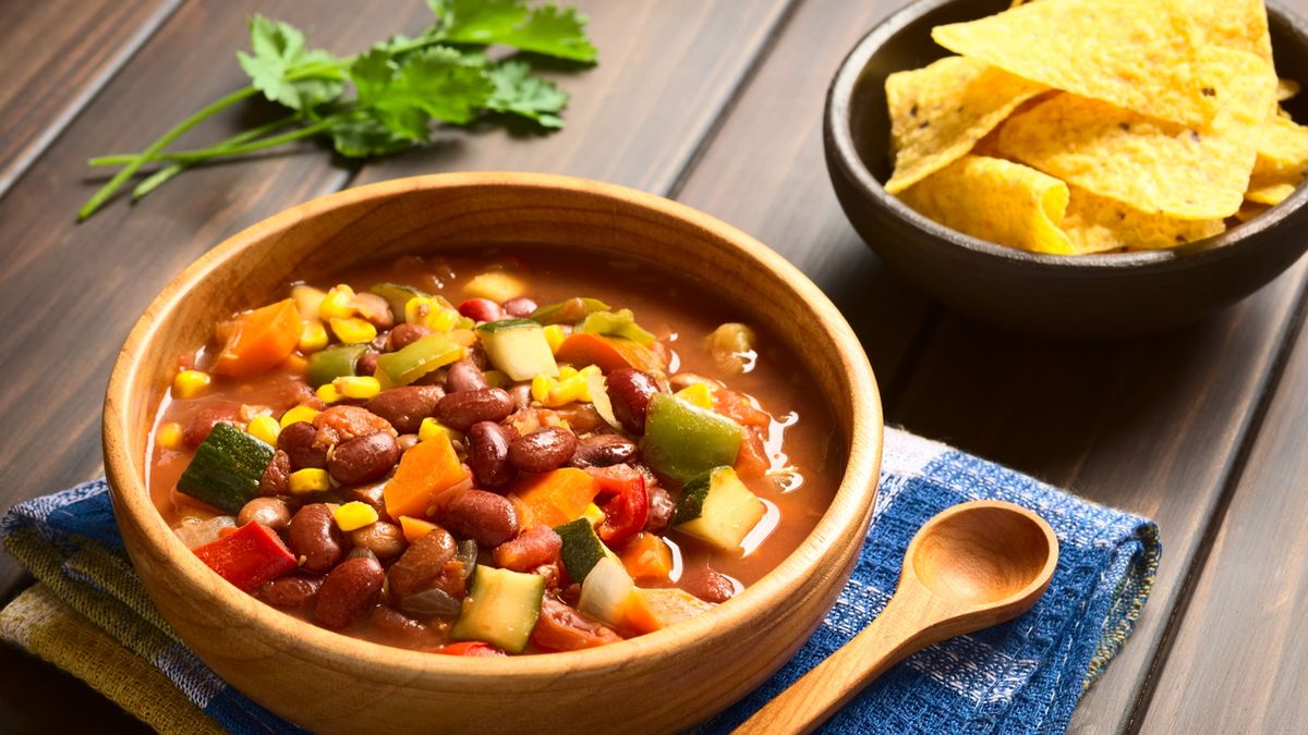 Gulasz wegetariański to warzywna wersja tradycyjnego gulaszu