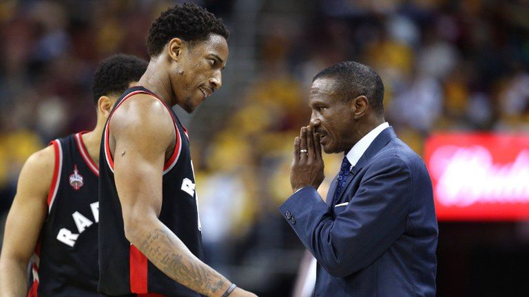 DeMar DeRozan i Dwane Casey - były lider i były trener Raptors