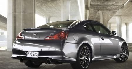 BMW ma oddział M, Mercedes ma AMG, a Infiniti... IPL!
