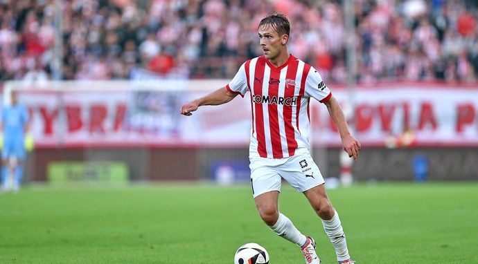 Piłka nożna: PKO BP Ekstraklasa - mecz: Pogoń Szczecin - Cracovia