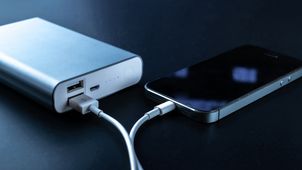 Powerbank w samochodzie podczas upału? To może być bardzo zły pomysł