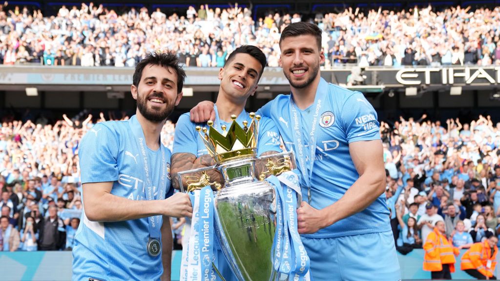Zdjęcie okładkowe artykułu: Getty Images /  Matt McNulty - Manchester City / Na zdjęciu: Bernardo Silva, Joao Cancelo oraz Ruben Dias
