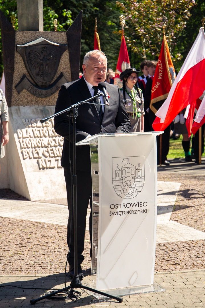 Ostrowiec Świętokrzyski uczcił 235. rocznicę uchwalenia Konstytu