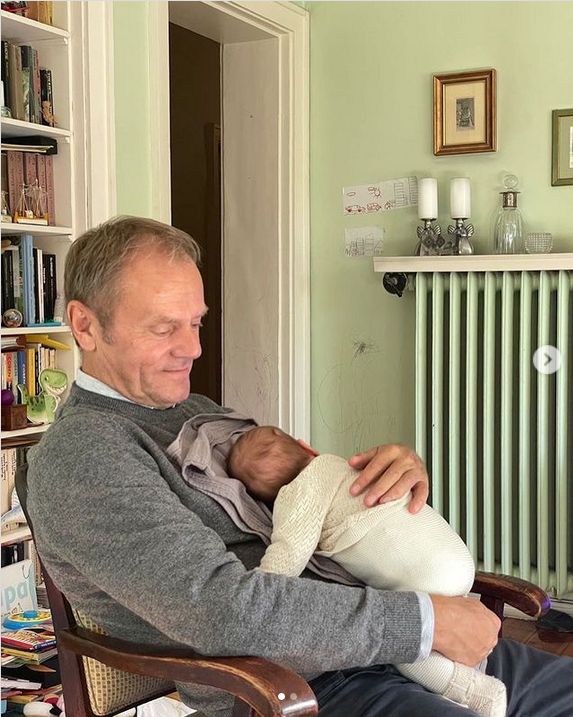Donald Tusk pochwalił się rodzinnym zdjęciem