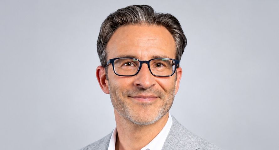 Adam Gerhart z awansem w WPP. Będzie odpowiadał za globalnych klientów