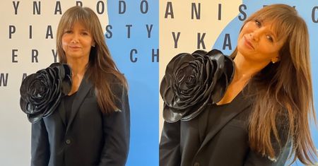 Kinga Rusin z ogromnym kwiatem i NOWĄ FRYZURĄ melduje się na finale Konkursu Chopinowskiego: "Prosto z greckiej plaży"