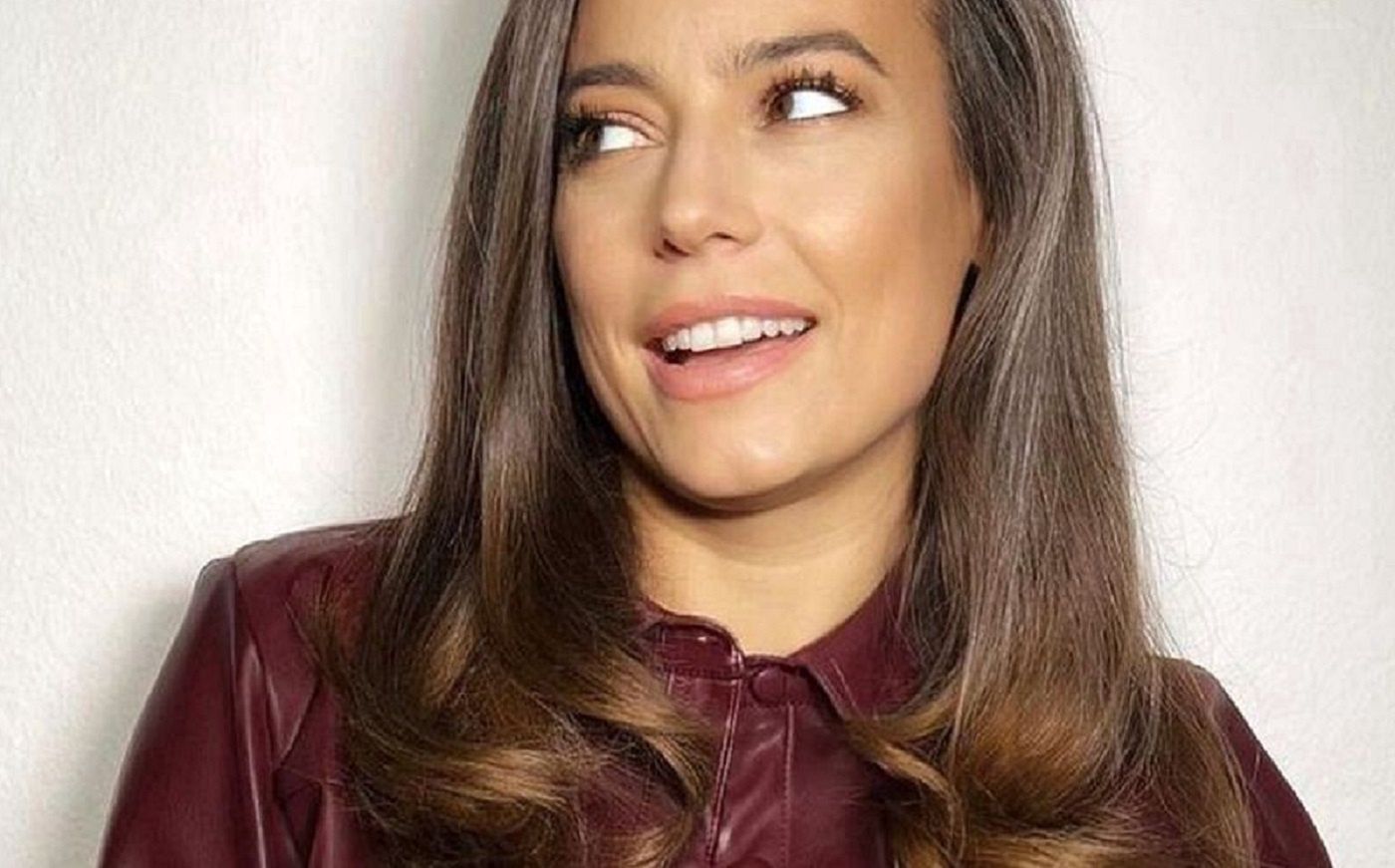 Anna Mucha w świątecznej stylizacji