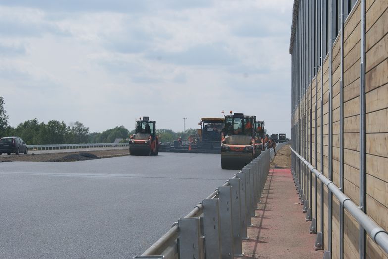 Budowa drogi S5. Siedmiu chętnych na odcinek Radomicko-Kaczkowo