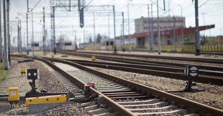Jedna wielka kolej narodowa pod szyldem PKP. Związkowy nie tracą nadziei