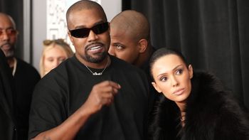 Kanye West i Bianca Censori podjęli TERAPIĘ małżeńską. "Zgodziła się dać jeszcze jedną szansę"