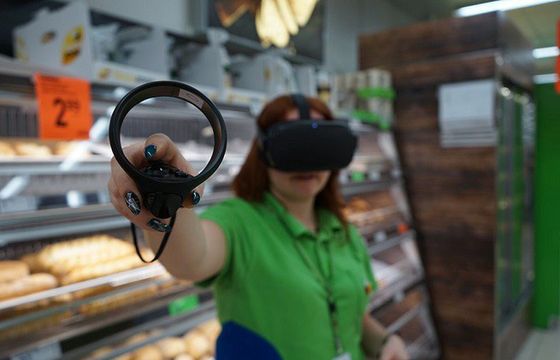 Biedronka szkoli pracowników za pomocą wirtualnej rzeczywistości