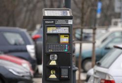 Warszawa. Zniosą ulgi dla medyków za parkowanie? Zdecydują radni